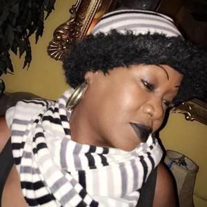 Meet your Posher, Rosalyn